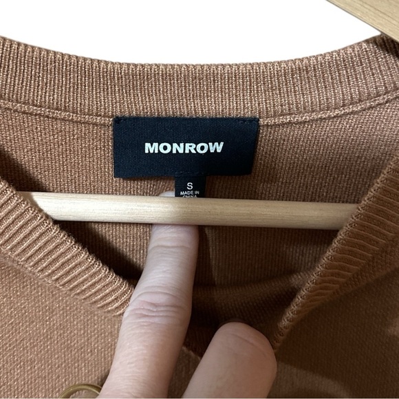 EUC - Monrow Supersoft Sweater Knit Cut Out Pullover Doe - Size S - Picture 4 of 5